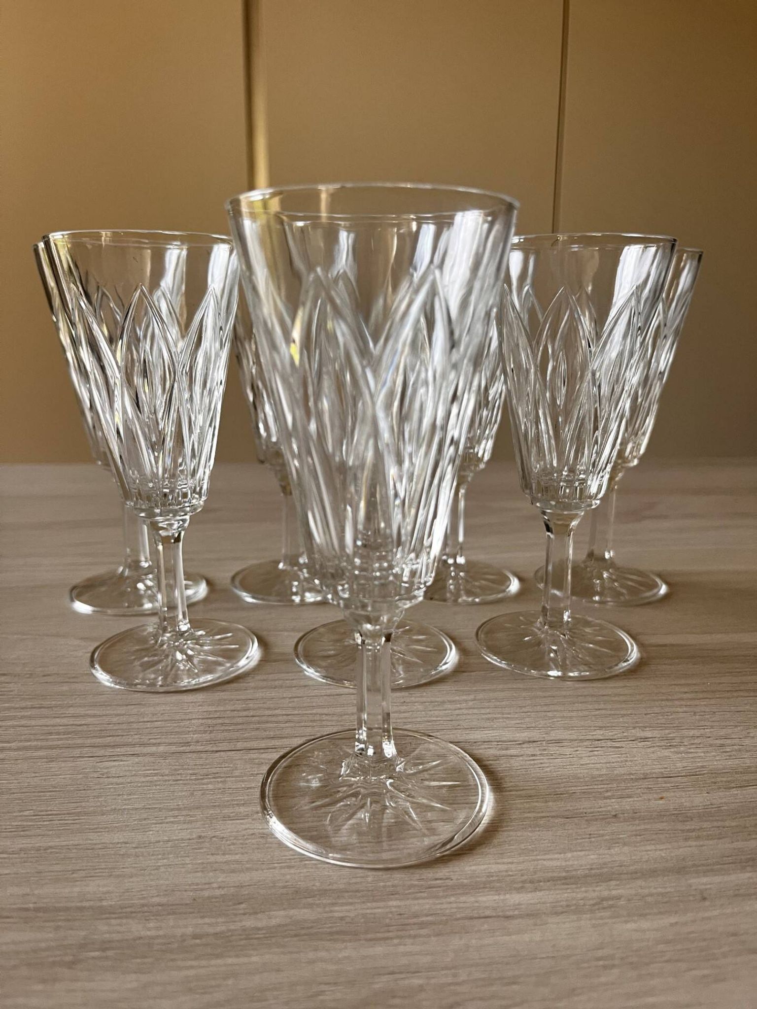 Set of 8 champagne flutes