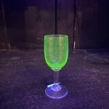 Verre à pied pour digestif en ouraline