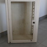 Meuble vitrine en métal verre 1930