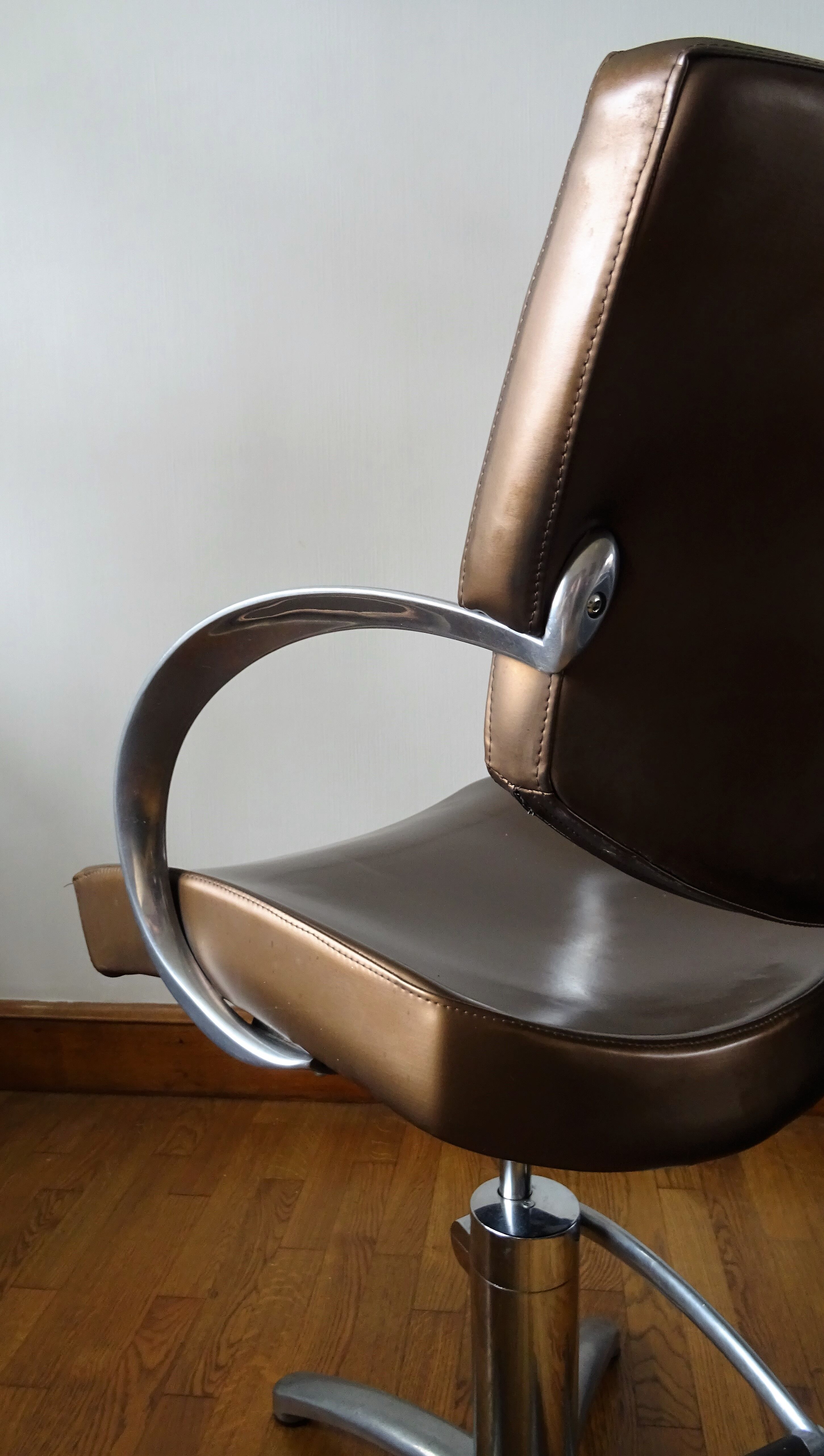 Barber hairdresser's chair