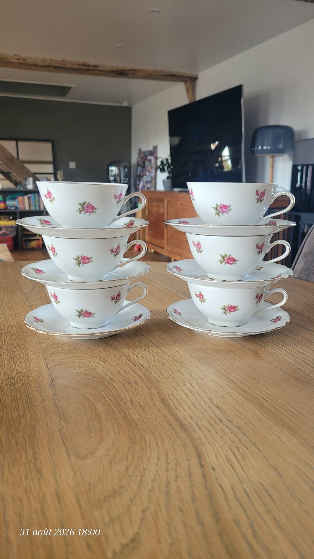 6 vintage cups and saucers Seltmann Weiden Bavaria Model Nora