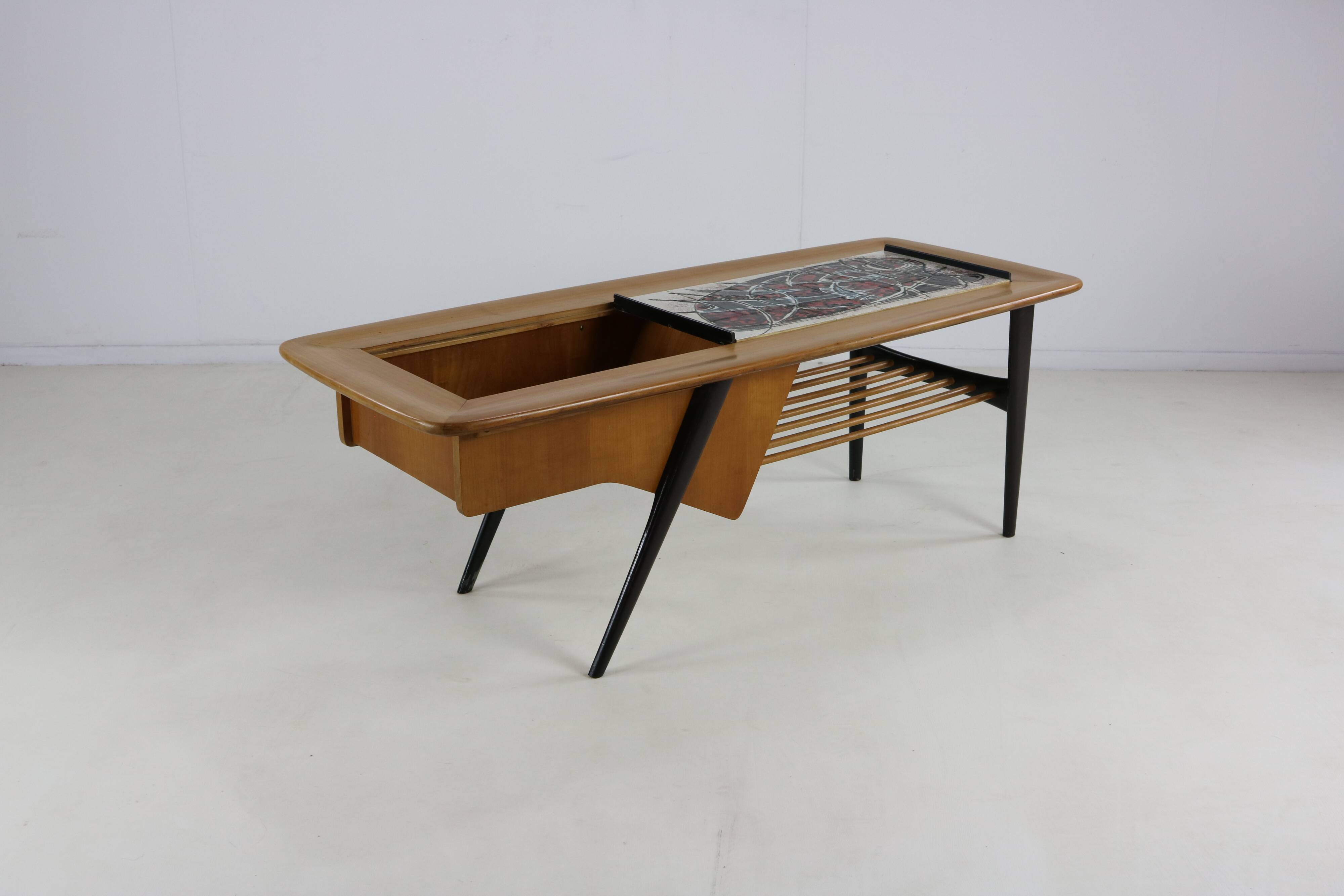 Iconic belgian design coffee table by Alfred Hendrickx