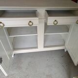 Vintage sideboard revamped in Parisian style.
