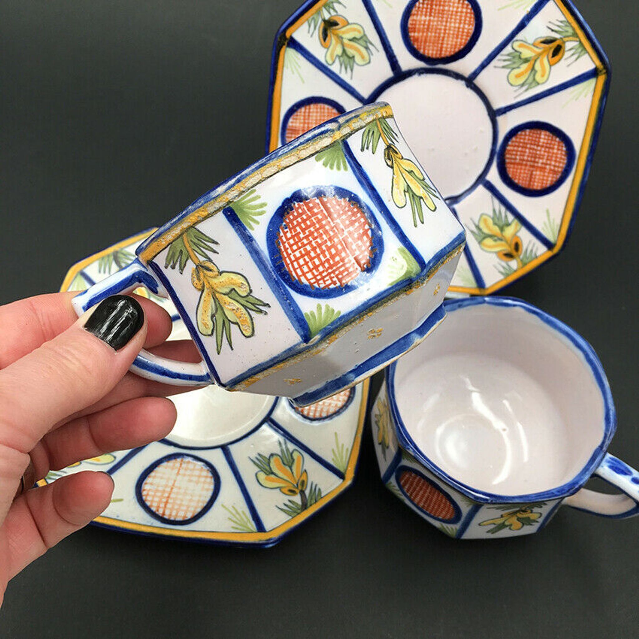 2 coffee cups HB Quimper