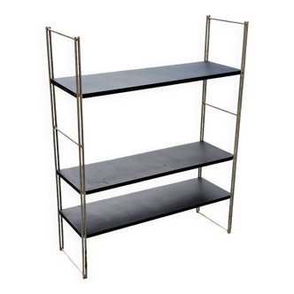 Metal string shelf making 3 modular shelves