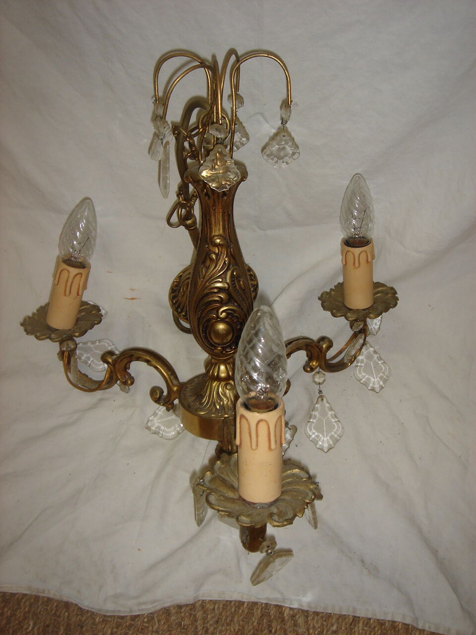 Baroque chandelier in bronze and tassels