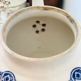 Old Saint Uze teapot