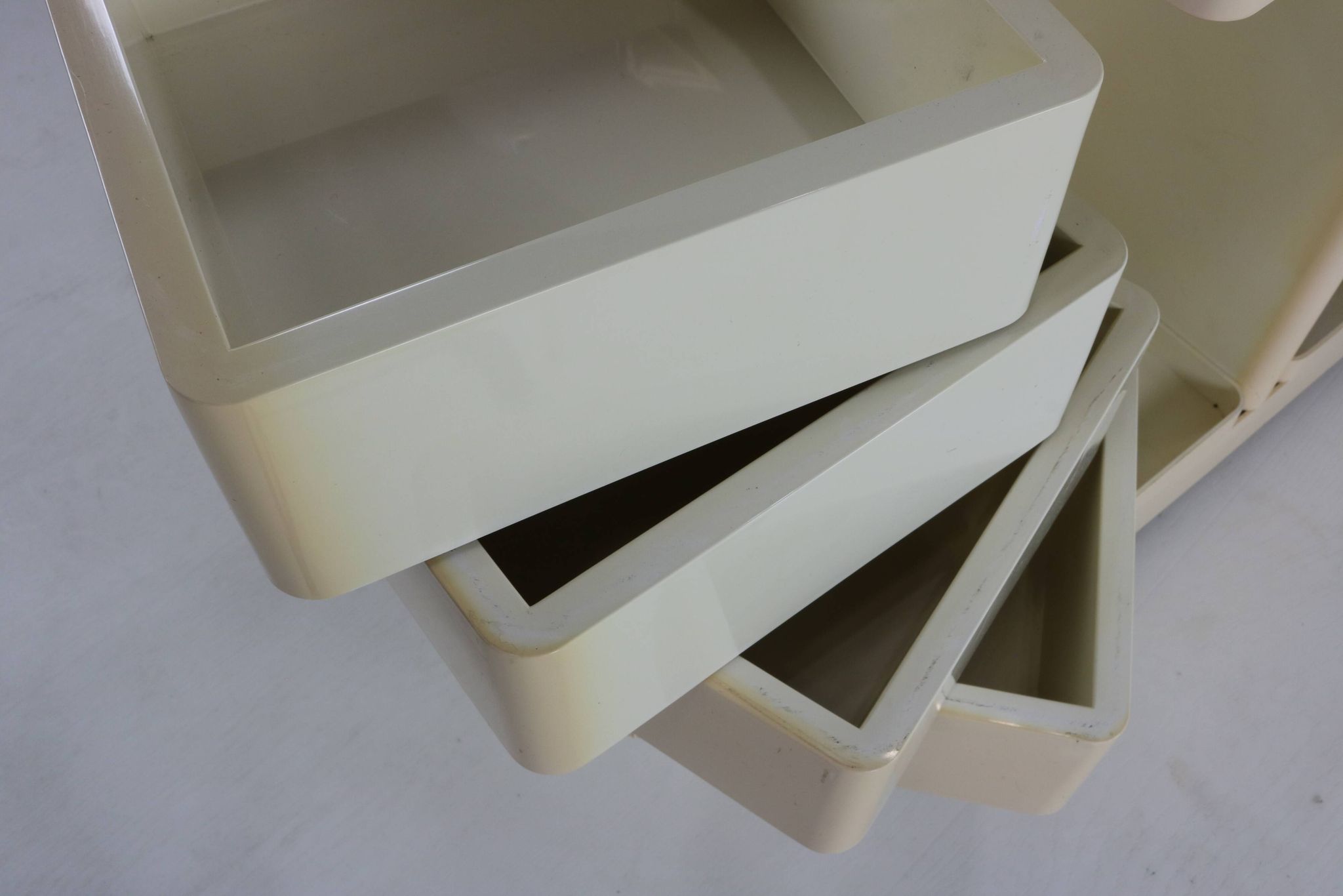 Original seventies serving trolley by iGuzzini Italy