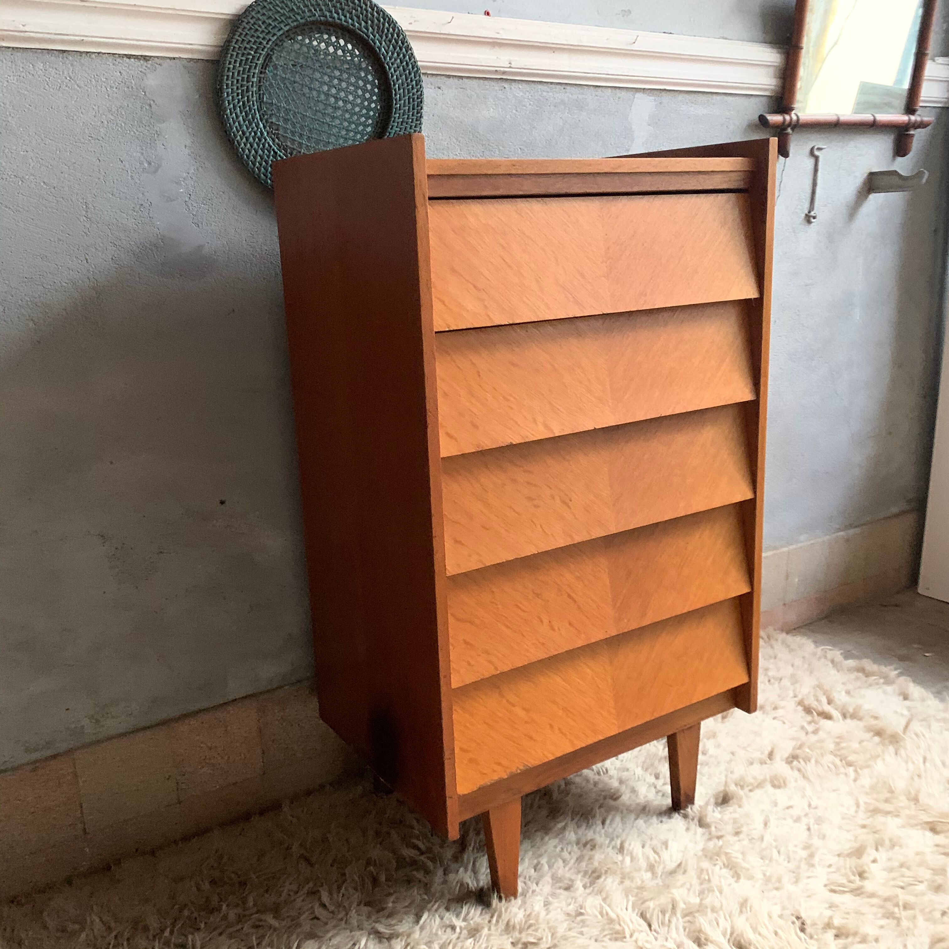 Chiffonnier vintage