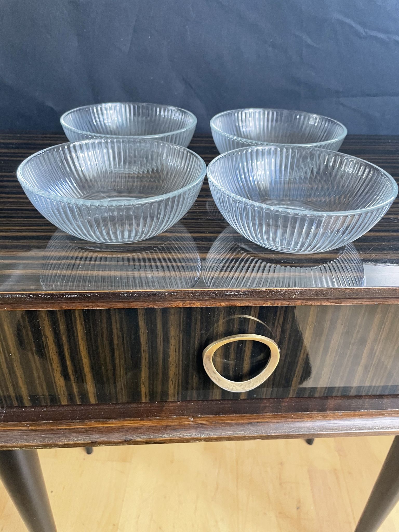 Set of 4 vintage covetro ramekins