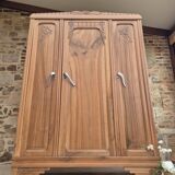 Armoire parisienne