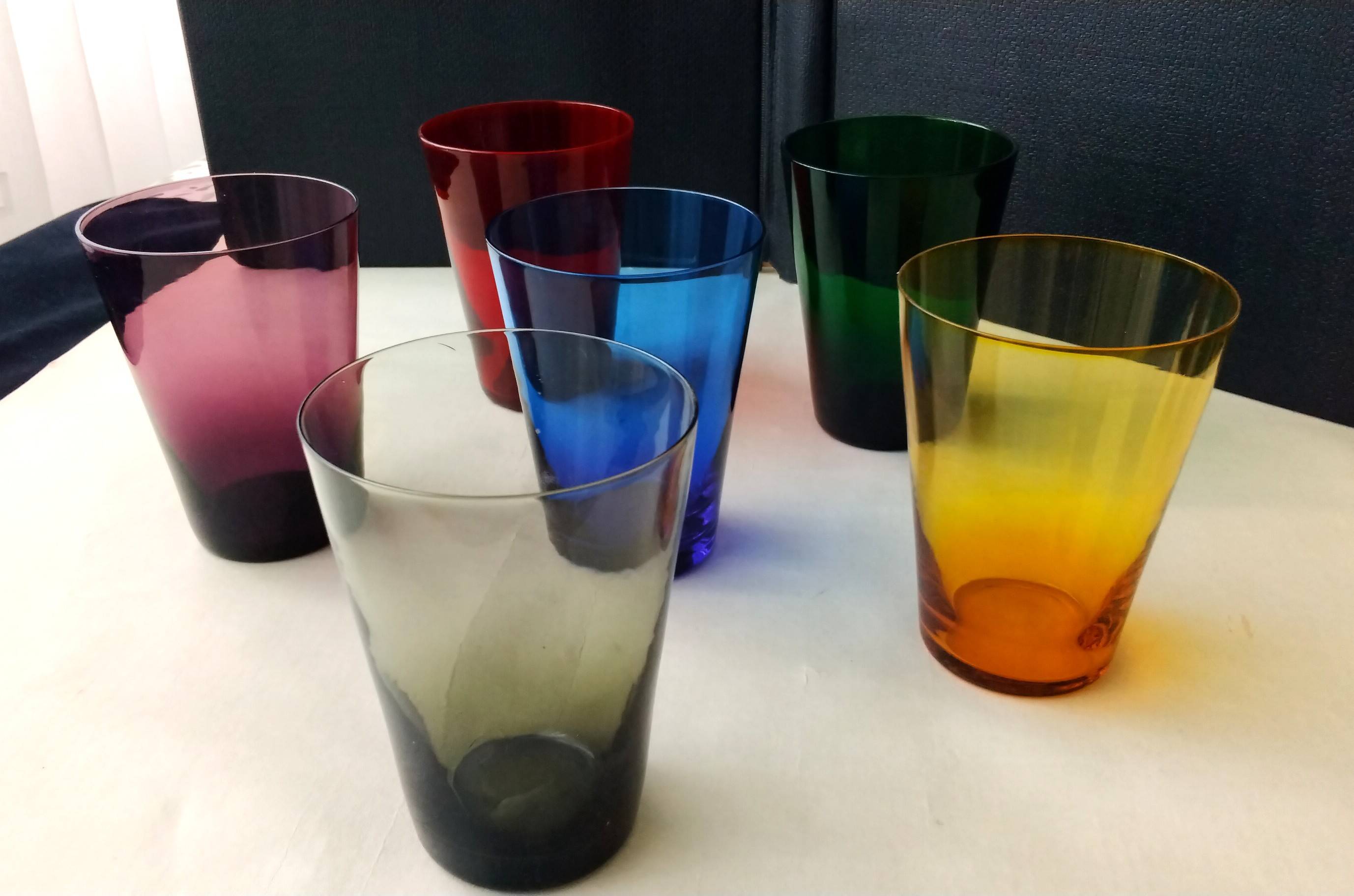 6 Vintage multicoloured glasses