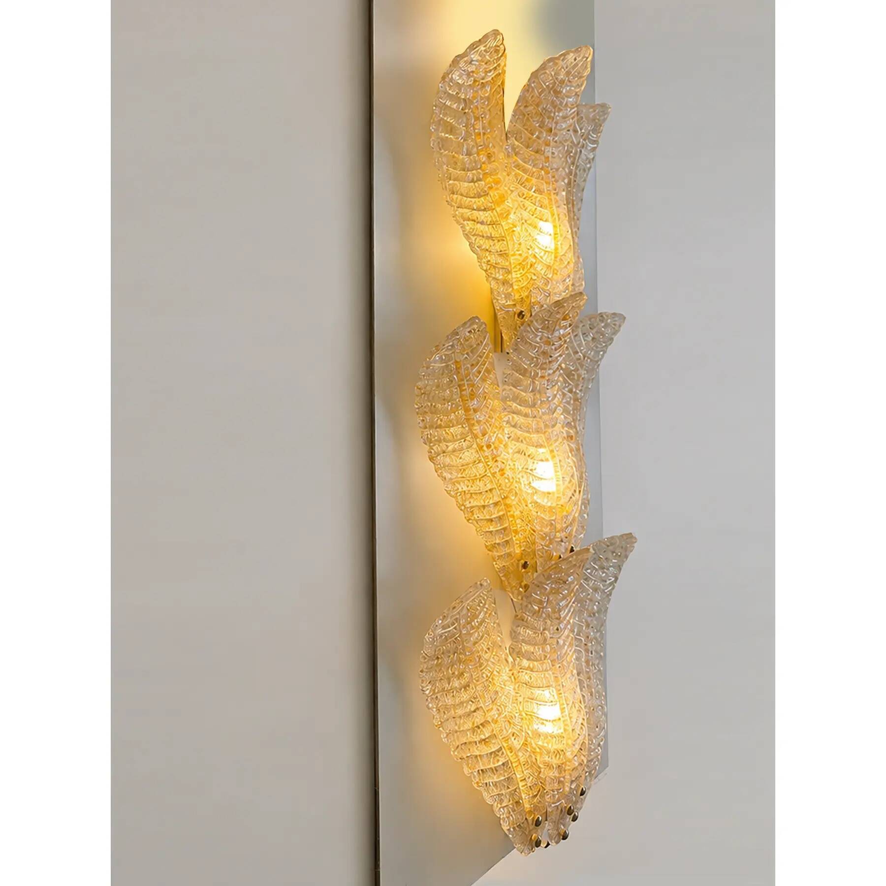 Luxury Venetian Scenographic Wall Sconces Whith Amber "Graniglia" Leaves Mu