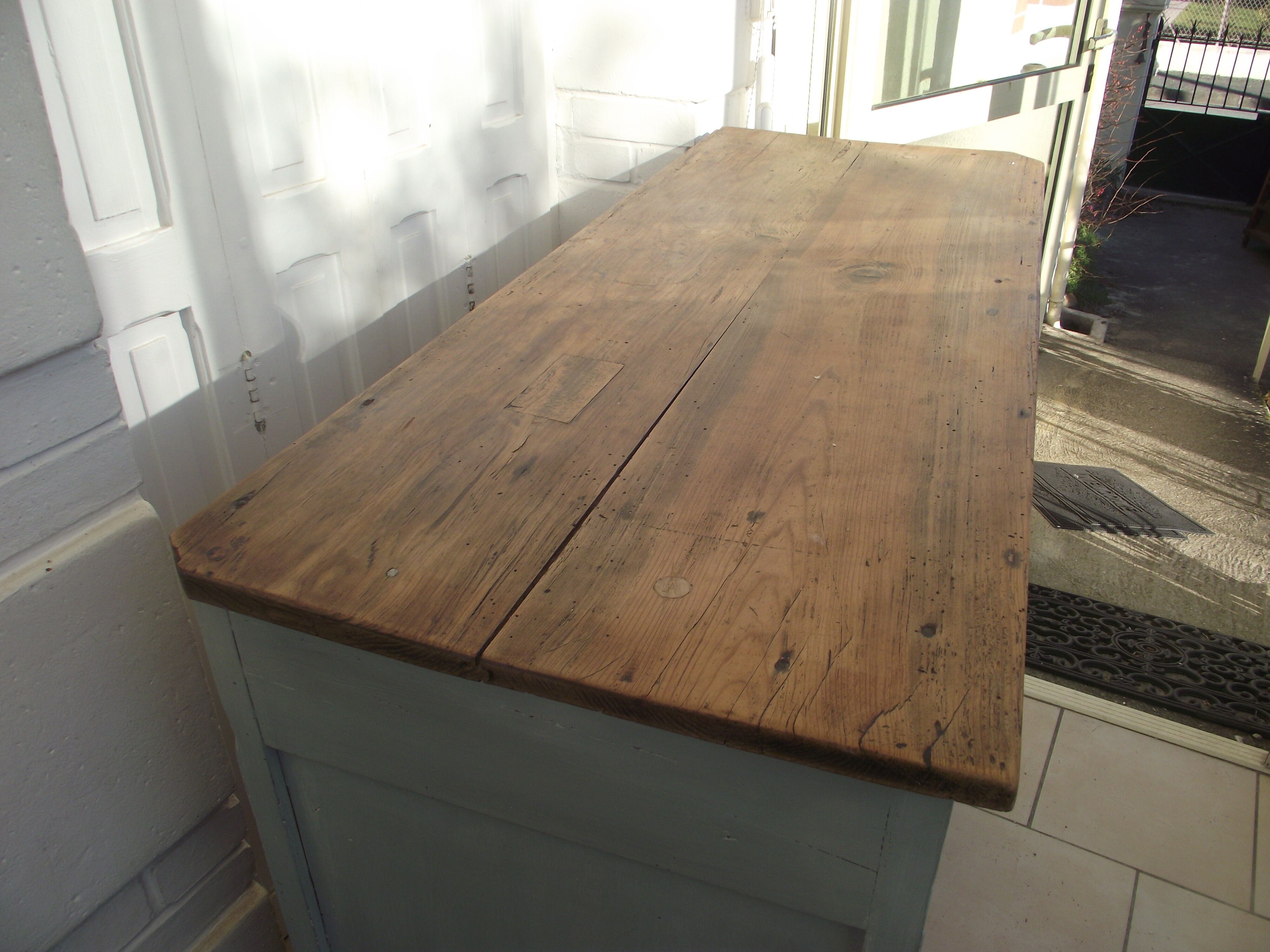 Parisian sideboard in painted fir