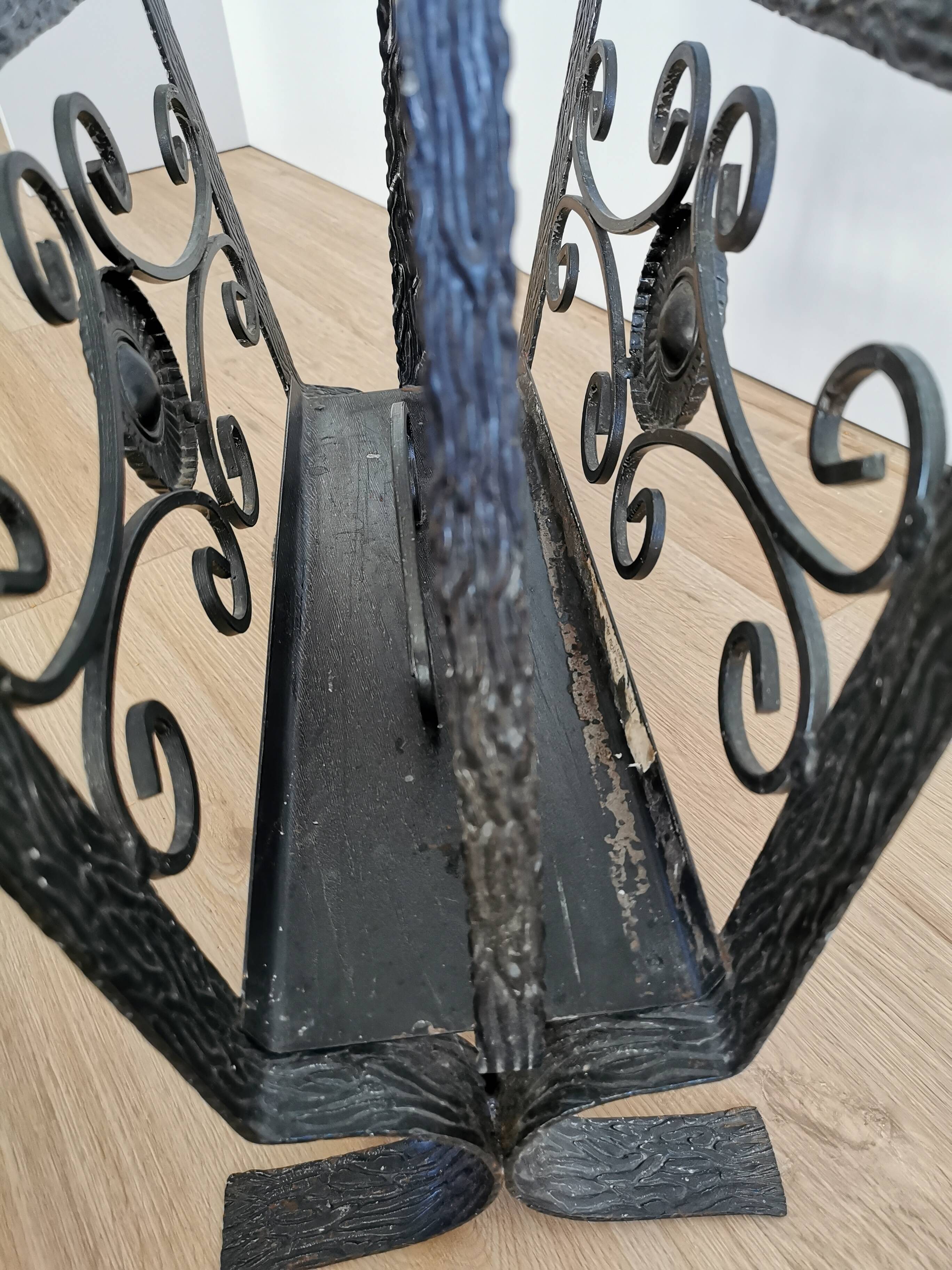 Porte-revues vintage en fonte