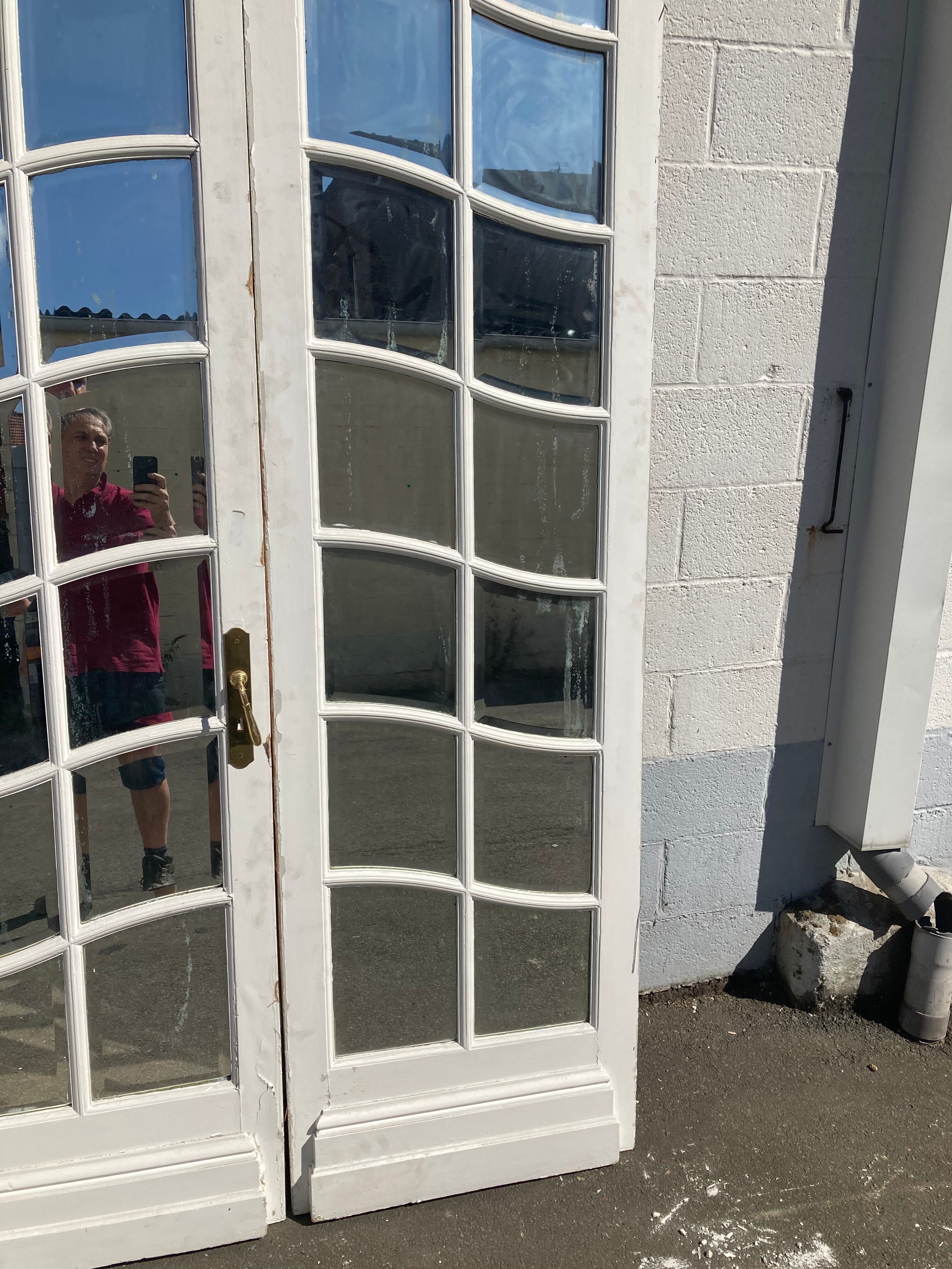 Former double bevelled mirror door