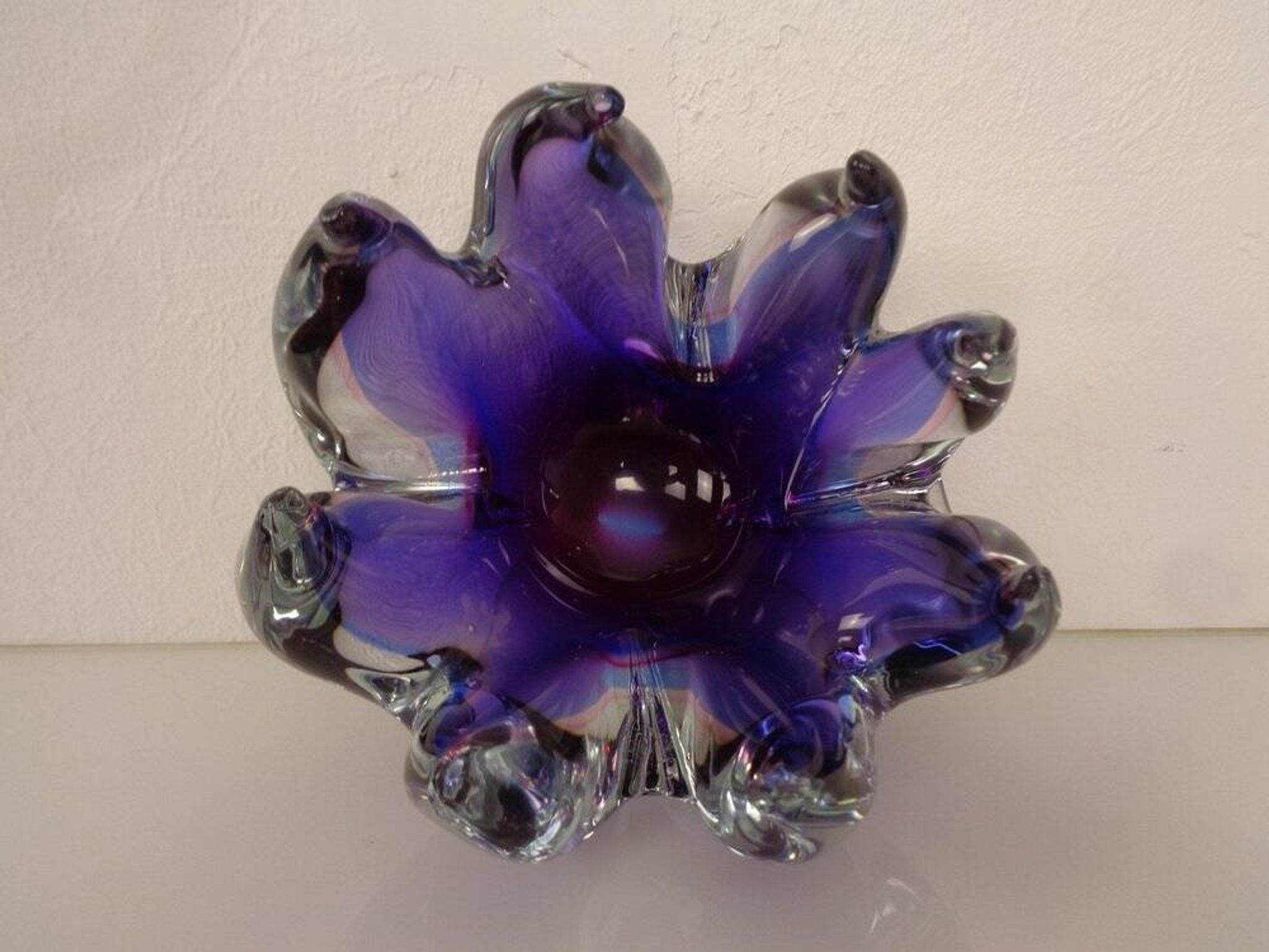 Large Italian bowl in purple Murano glass, 1960s