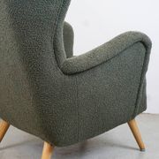 Fauteuil Wingback bouclé gris-vert, Autriche années 50