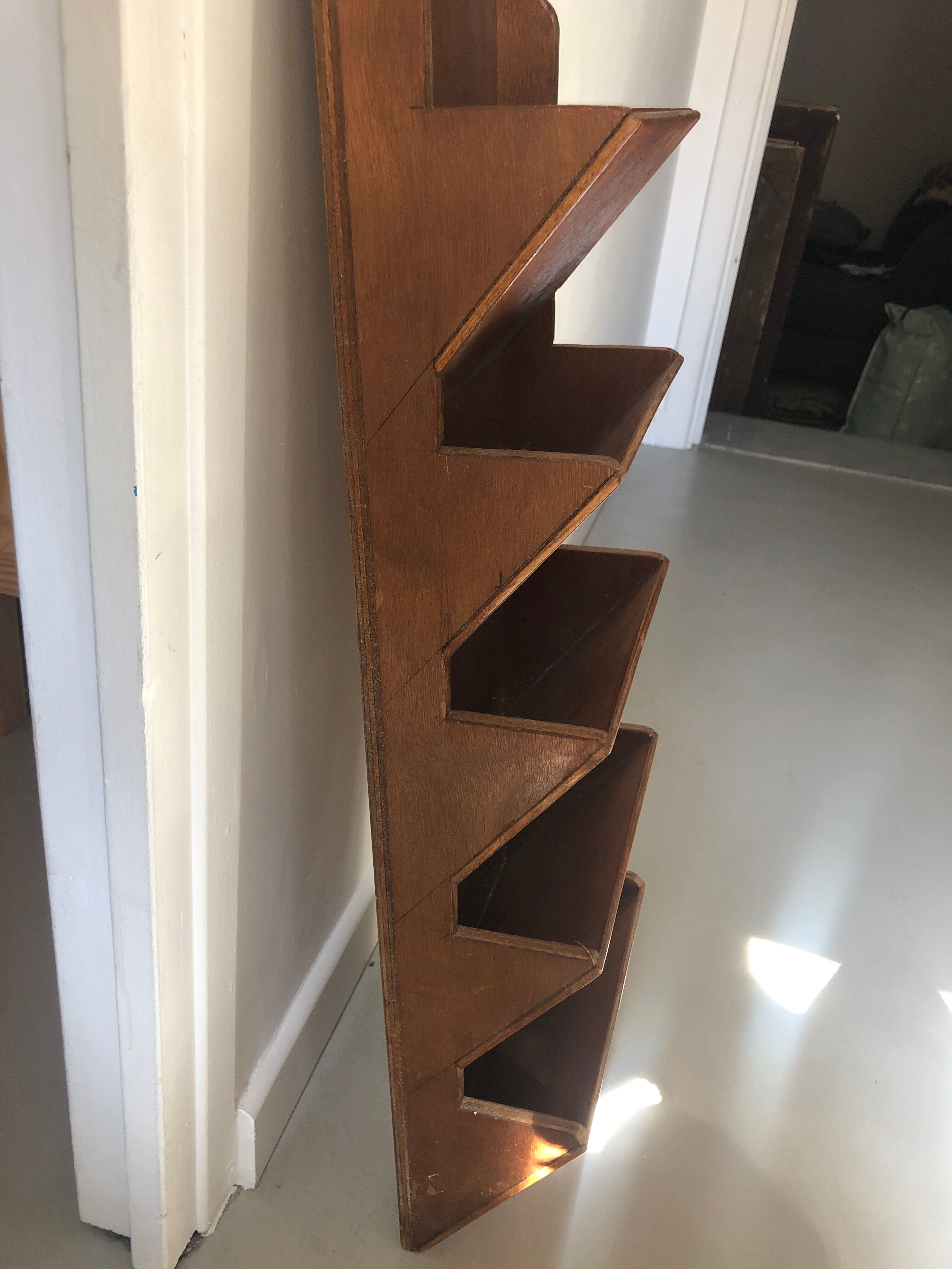 Letter holder / sorter