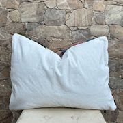 Magnifique coussin Kilim berbère vintage du Maroc