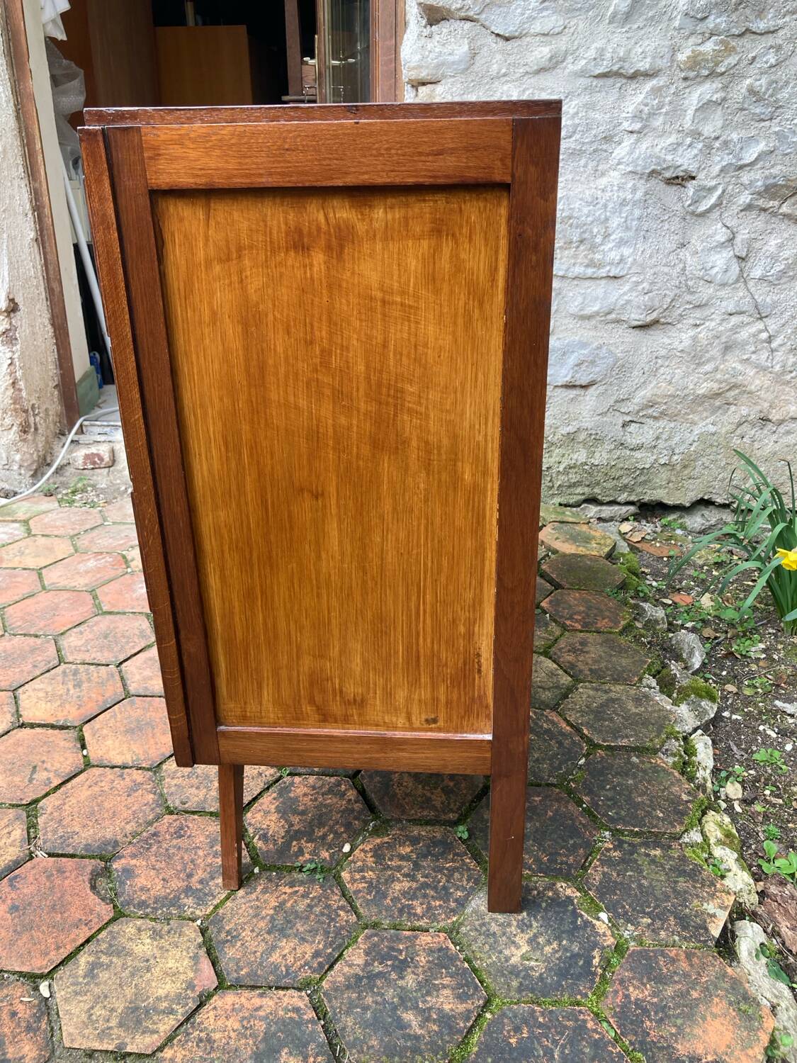 Vintage chest of drawers with tapered legs