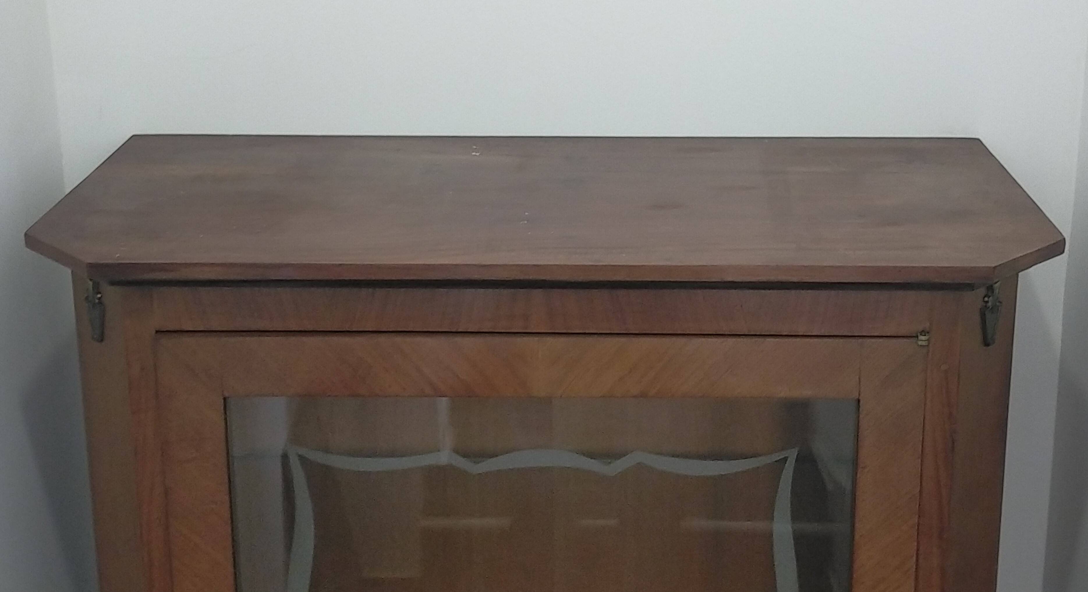 Vintage display cabinet in rosewood veneer 1950/1960