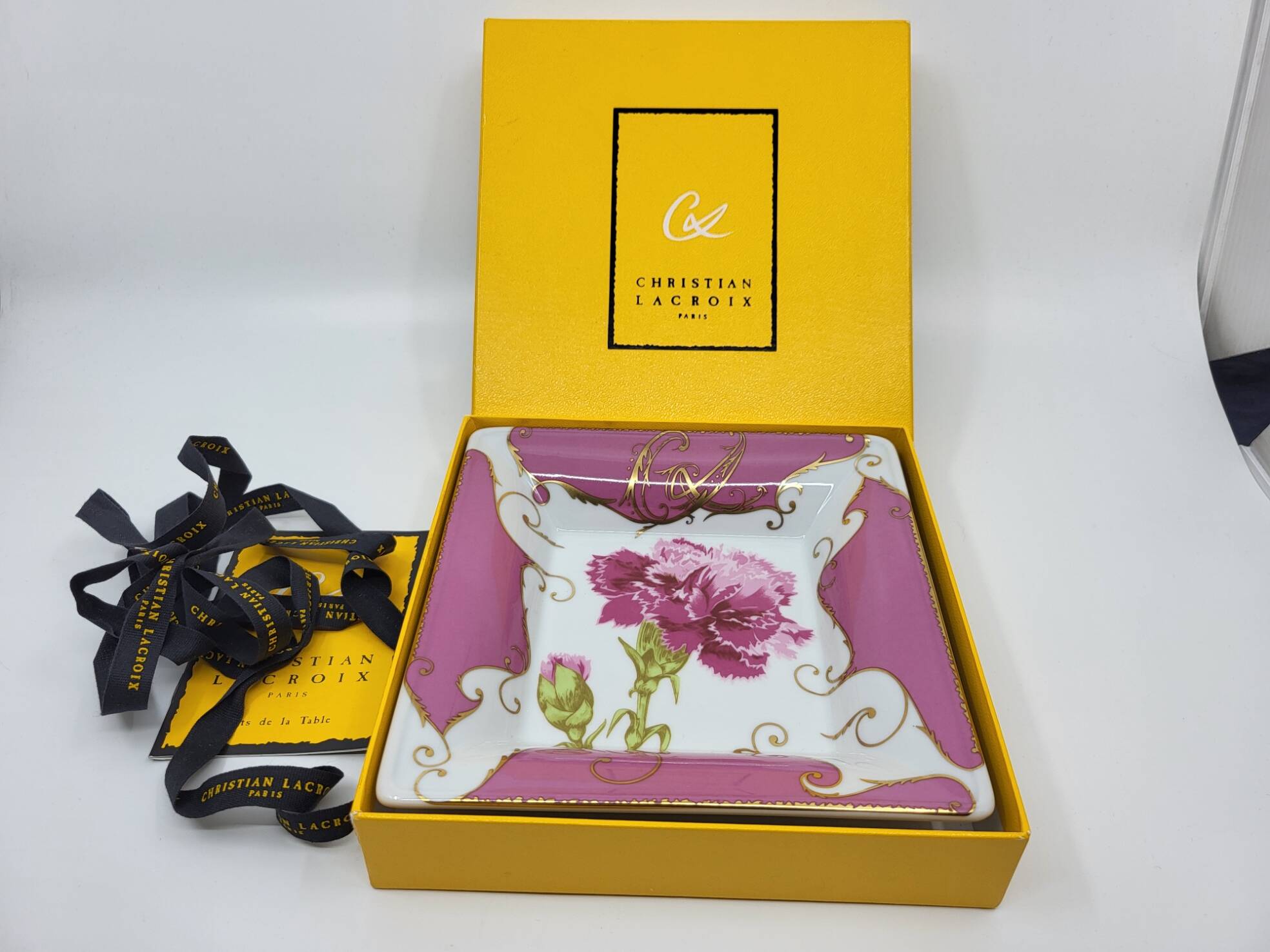 Christian lacroix porcelain pocket tray "follement" series