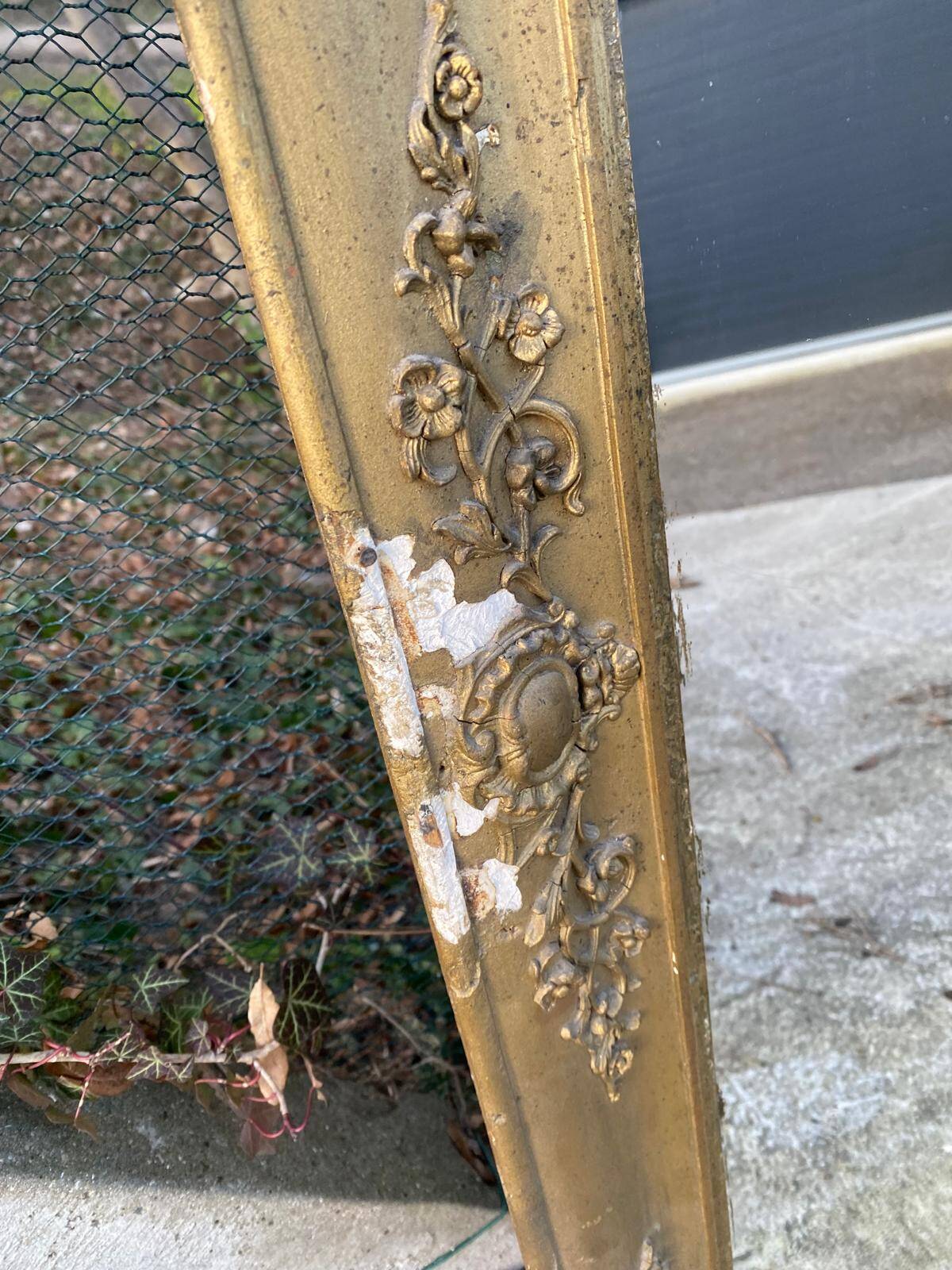 Miroir empire XIXeme cadre doré 100x115cm