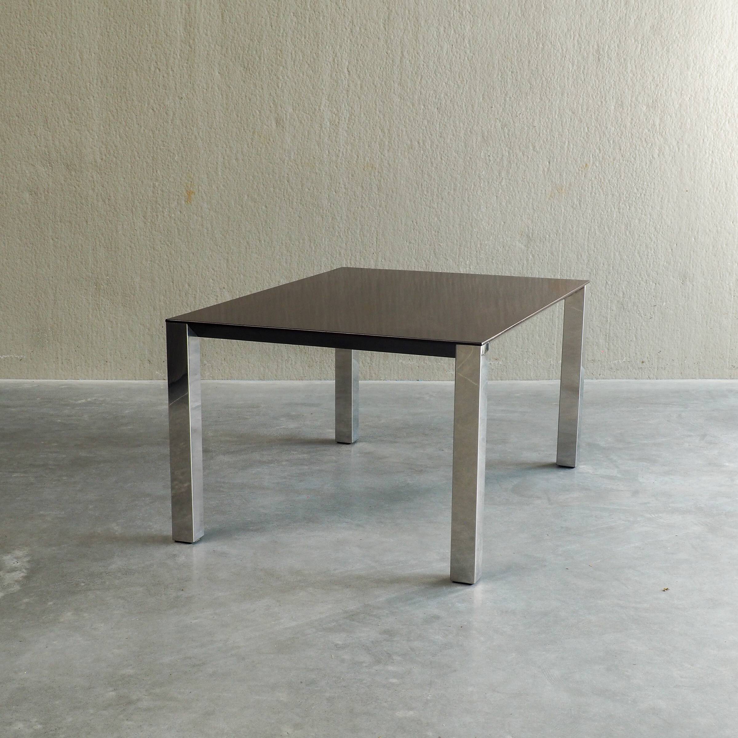 Dining table by Giovanni Offredi for Saporiti