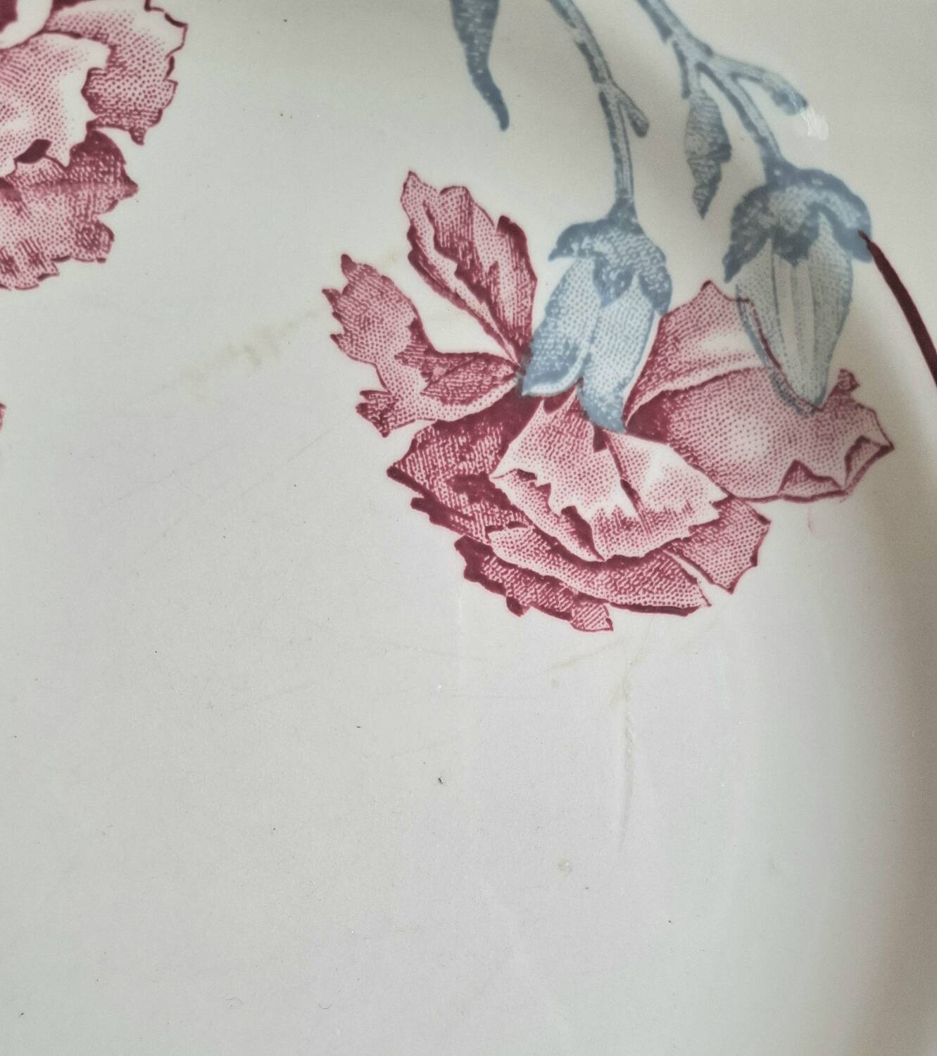 Mismatched antique flat plates in earthenware.