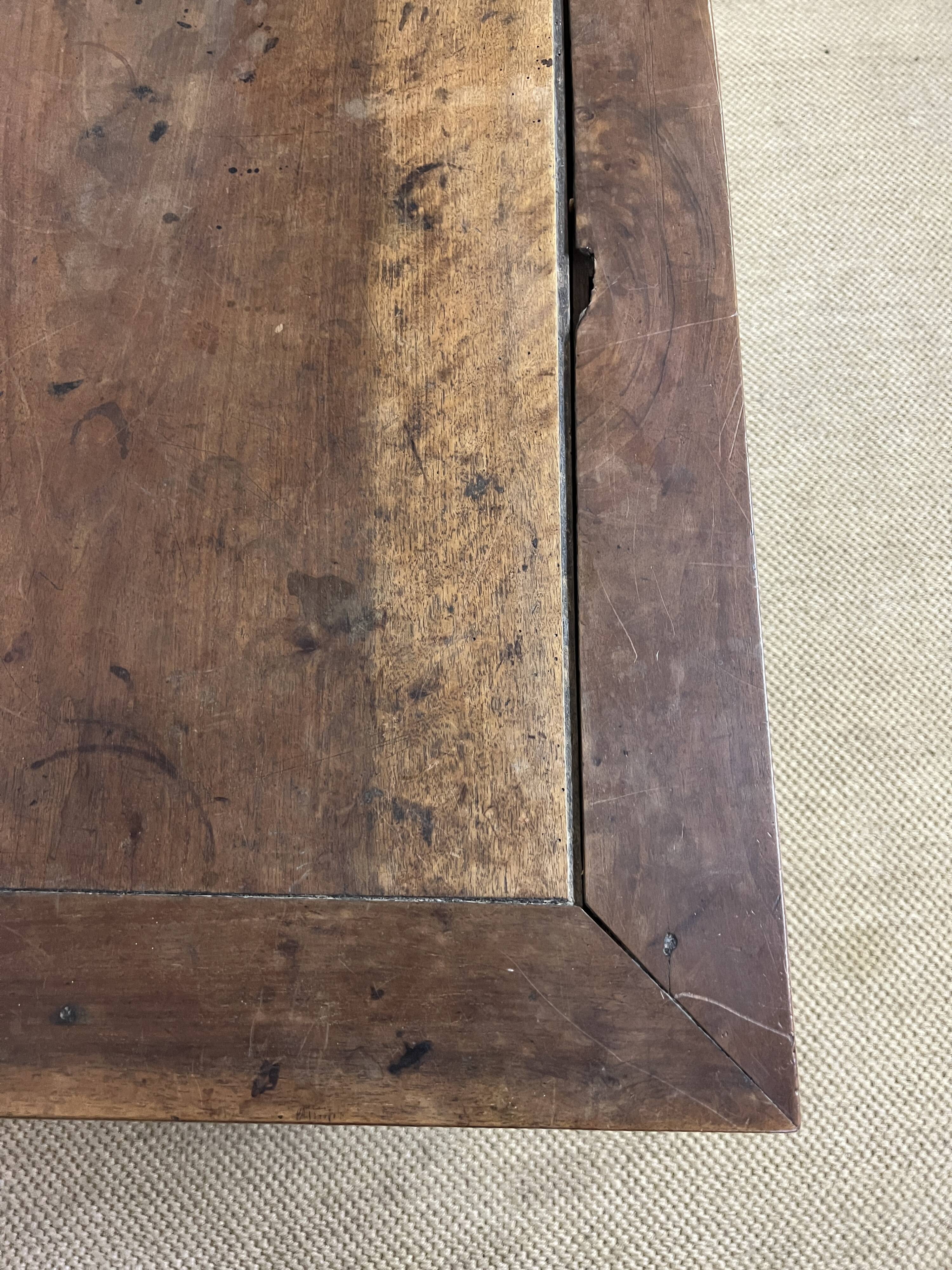 Commode en bois Louis Philippe du 19è siècle