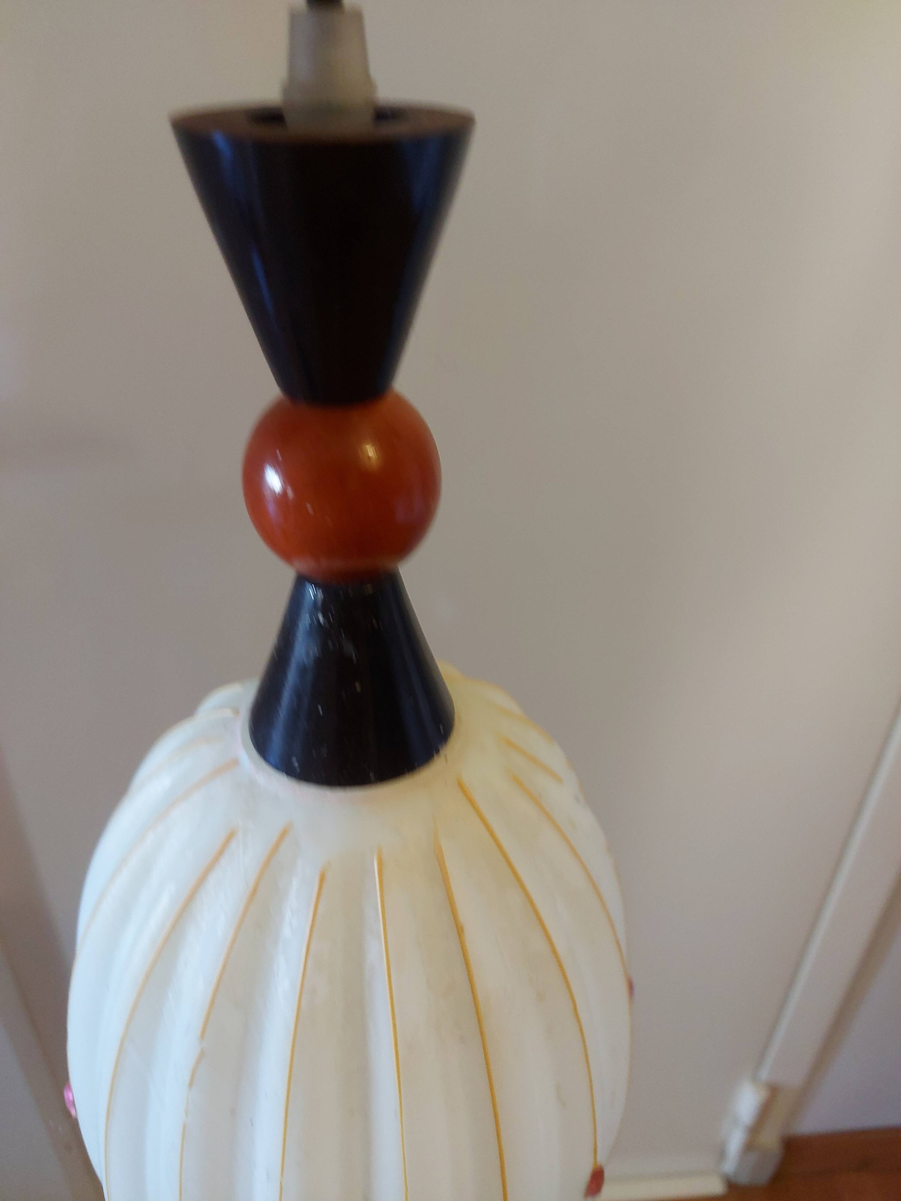 Opaline suspension