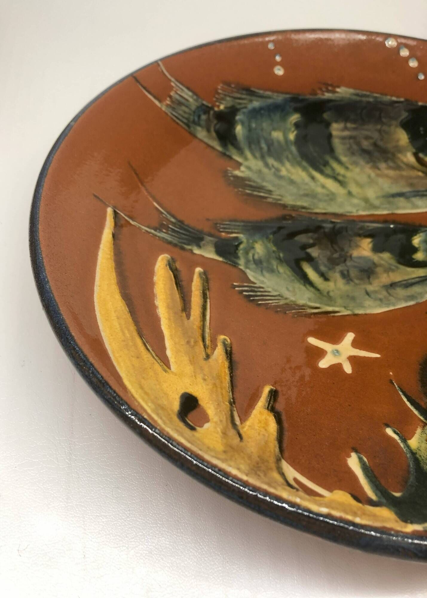 Lluís Puigdemont artisanal dish in enameled ceramic with fish decor