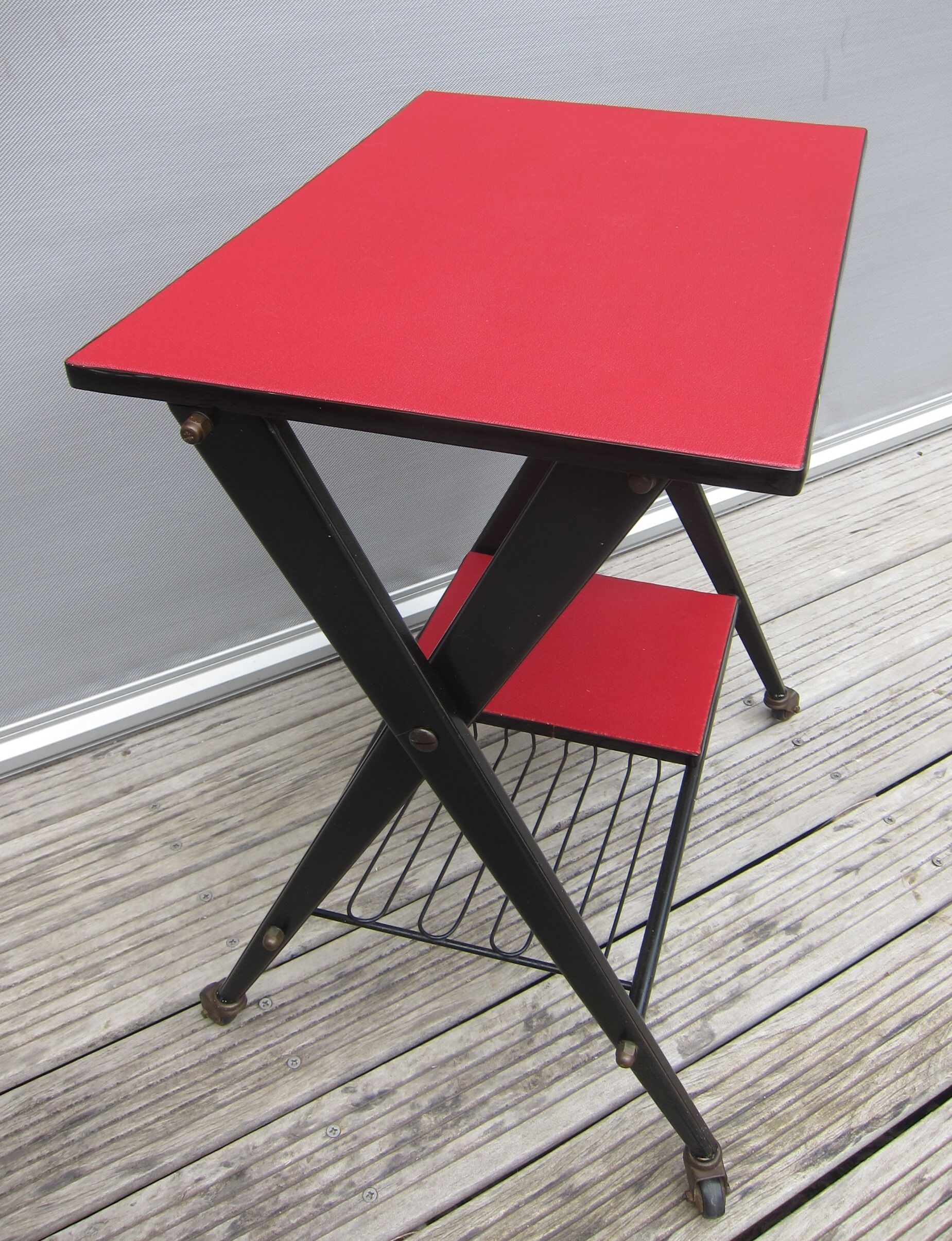 Serving table 1950s