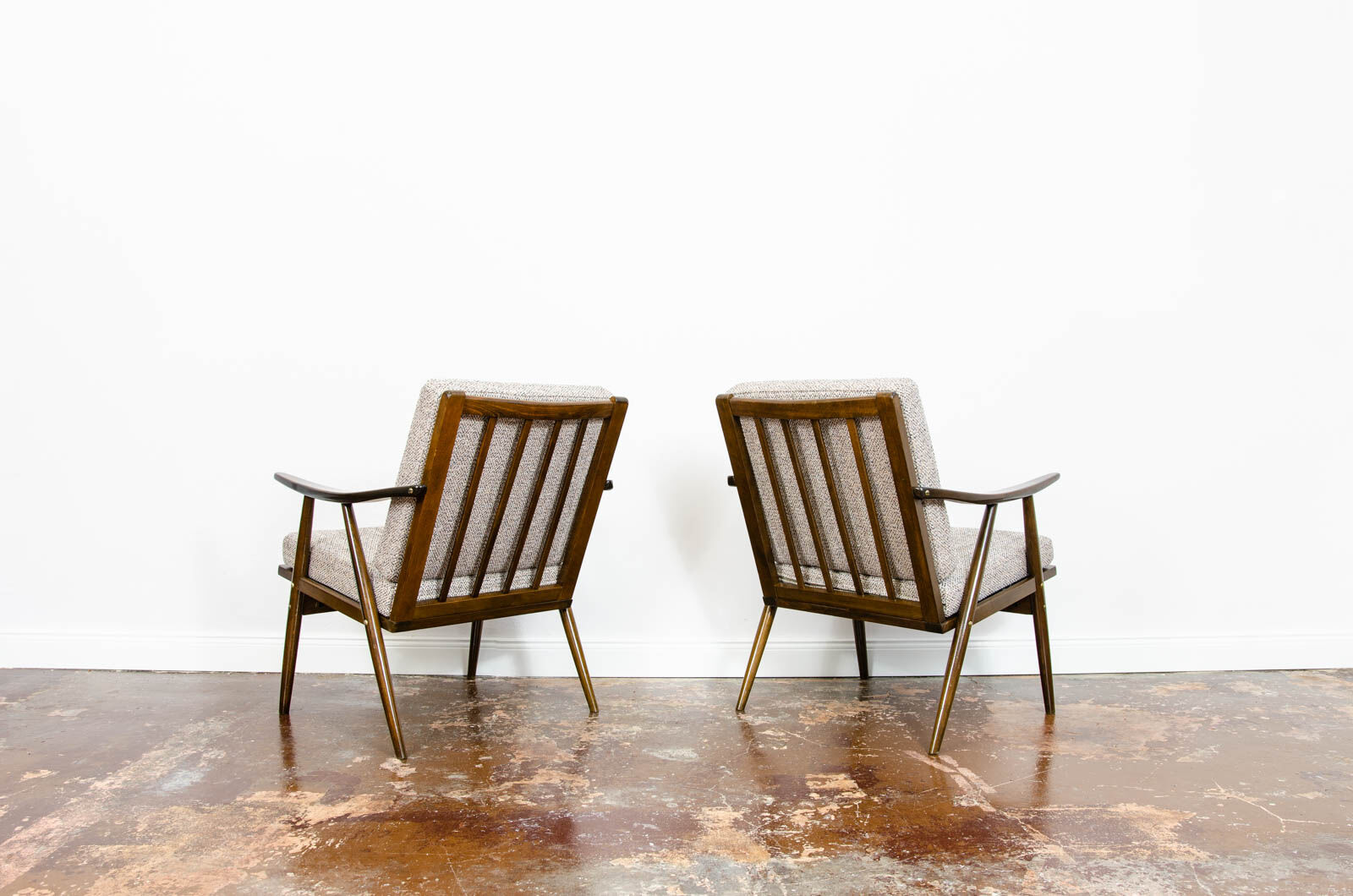 Paire de fauteuils du milieu du siècle années 1960
