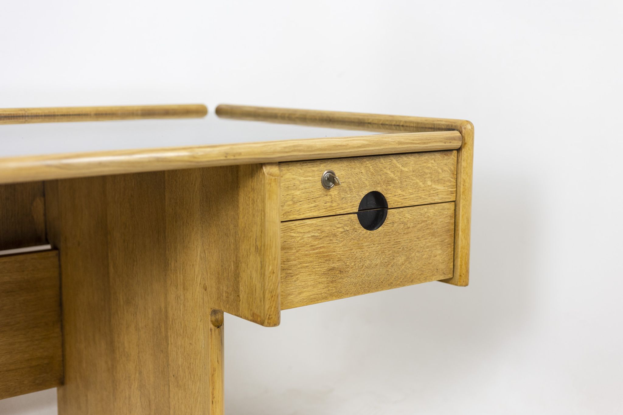 Bureau en chêne, années 1970