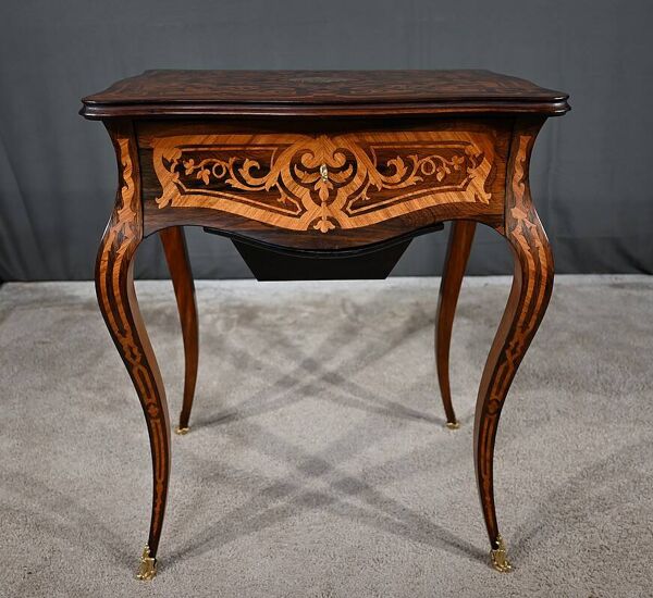 Travailleuse en Bois de Rose et Palissandre, style Louis XV, époque Napoléon