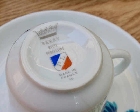 Berry porcelain Splendid coffee set