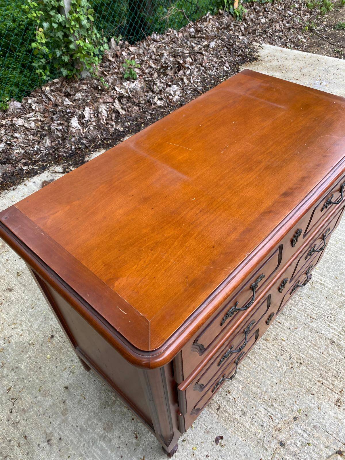 Commode en bois massif 3 tiroirs Louis XV
