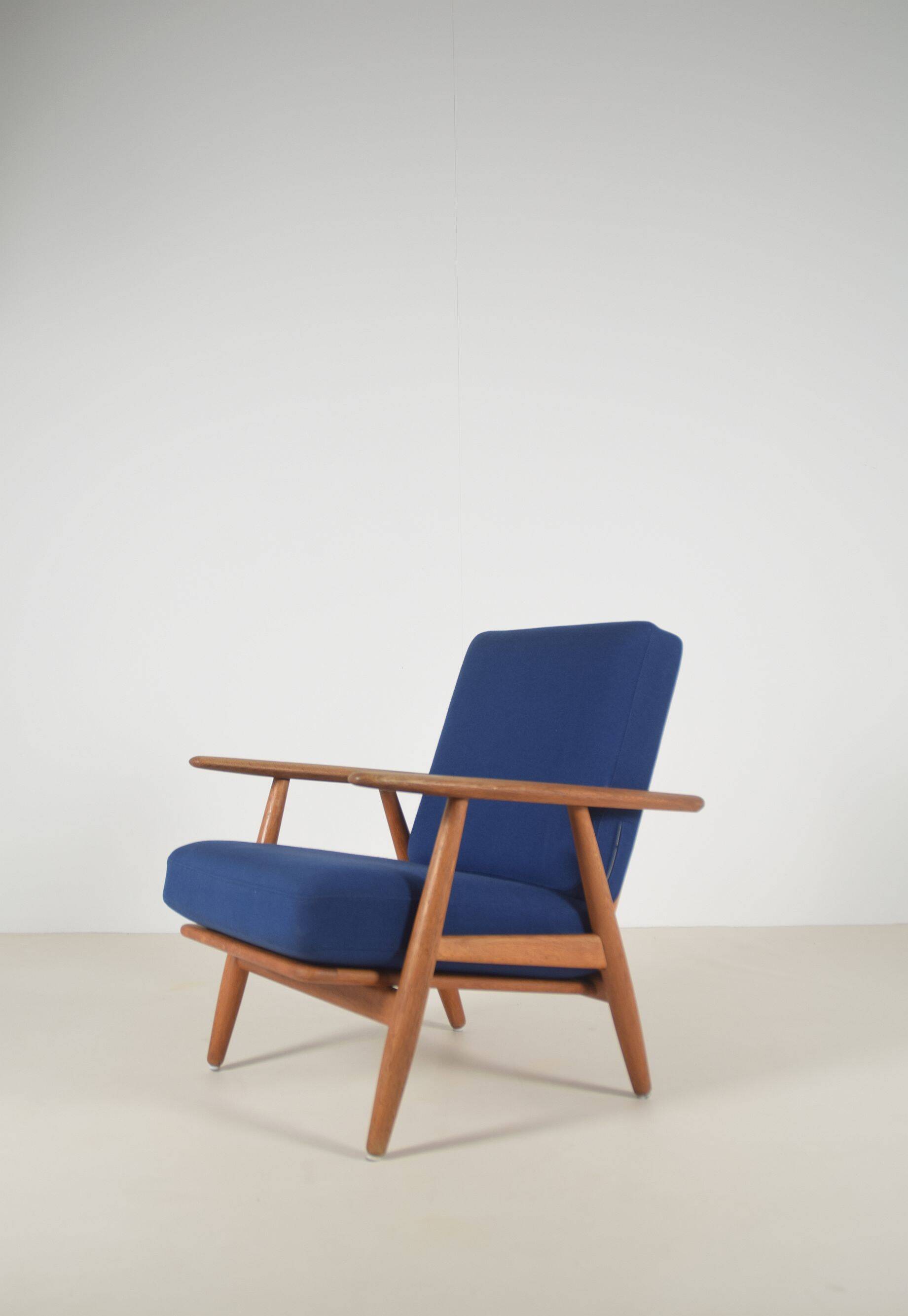Danish Cigar GE240 chair by Hans Wegner for Getama, 1950s