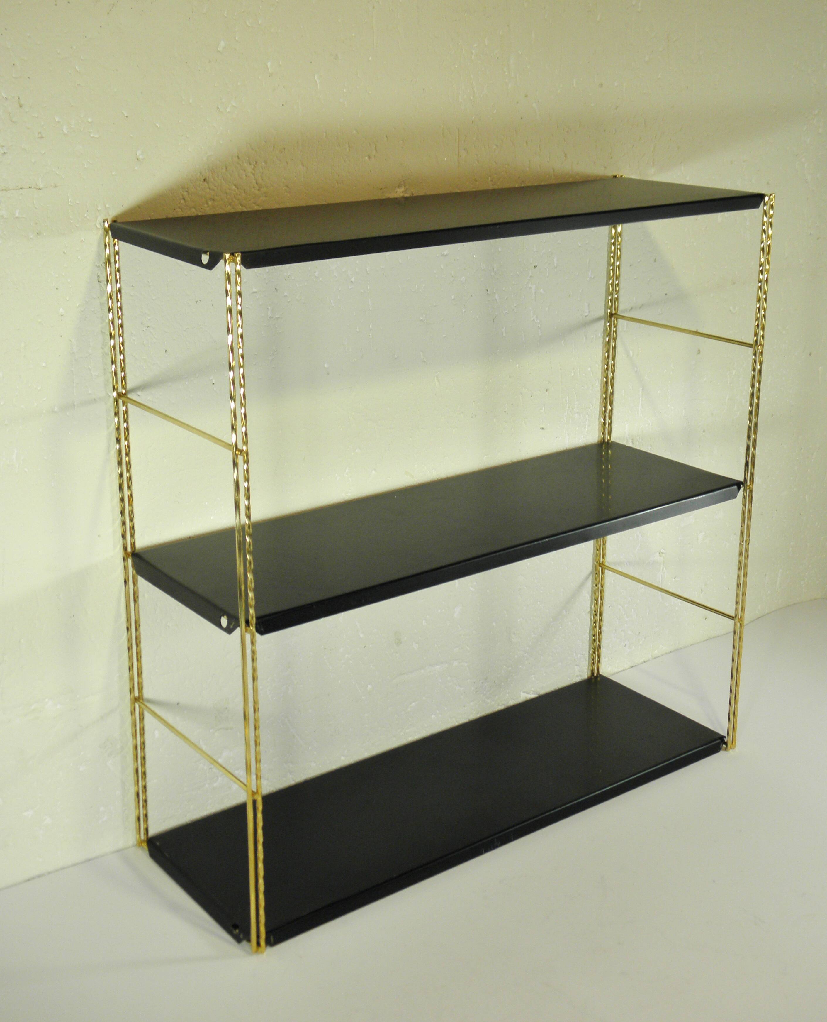 Etagère murale en métal noir et doré, années 60