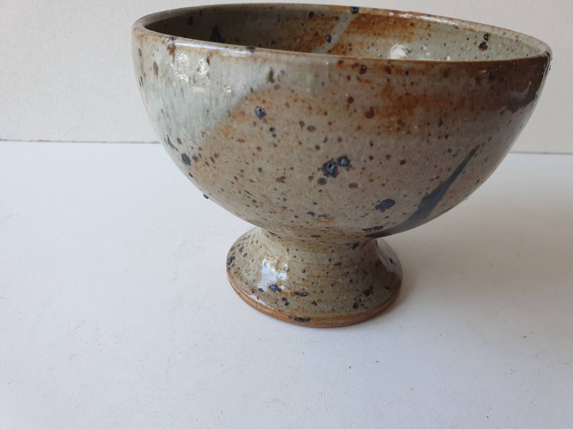 Pyrite stoneware ceramic bowl / cup signed Suzanne Dauliach Vallauris 60's