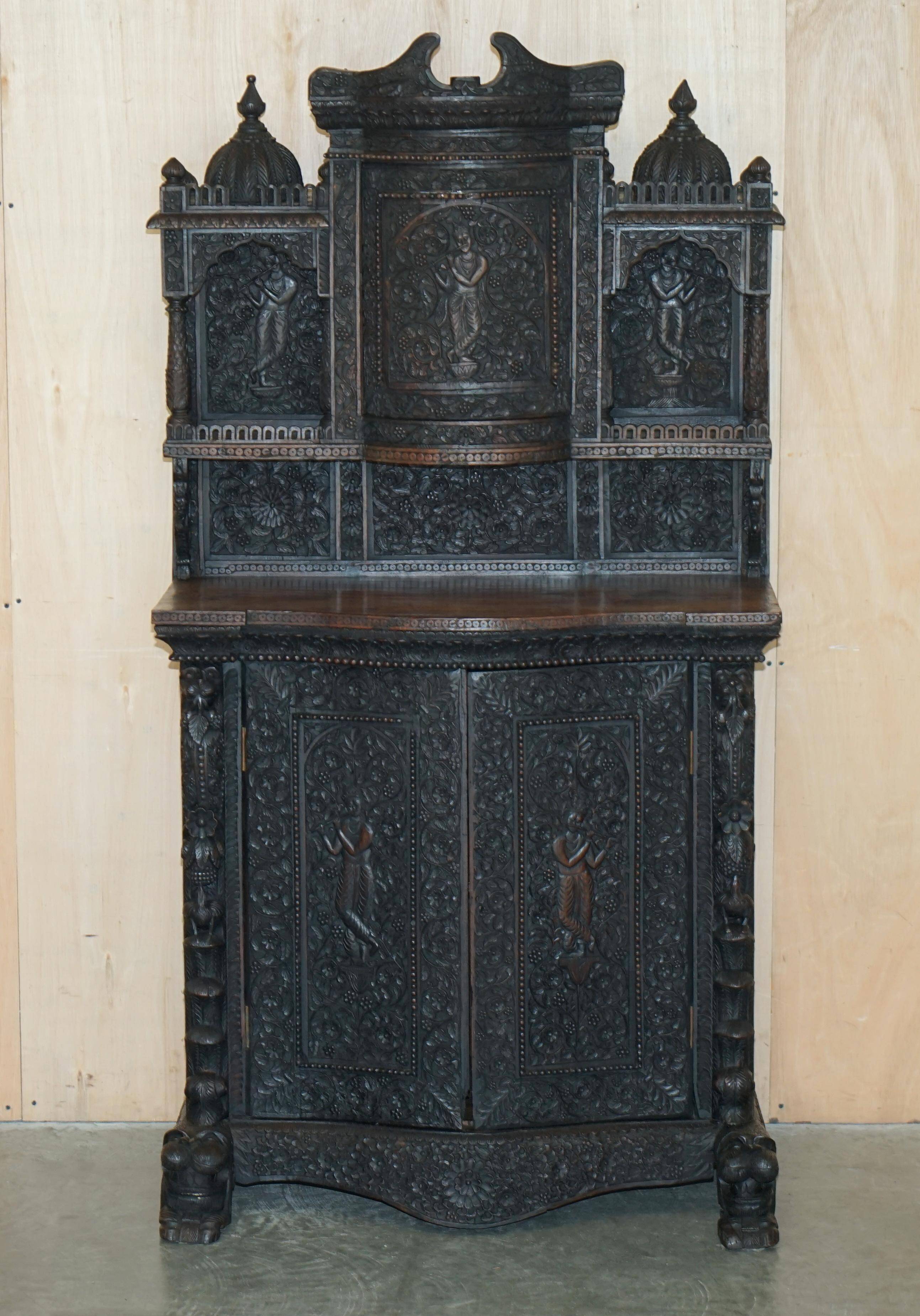 Buffet antique sculpté main style temple birman vers 1860