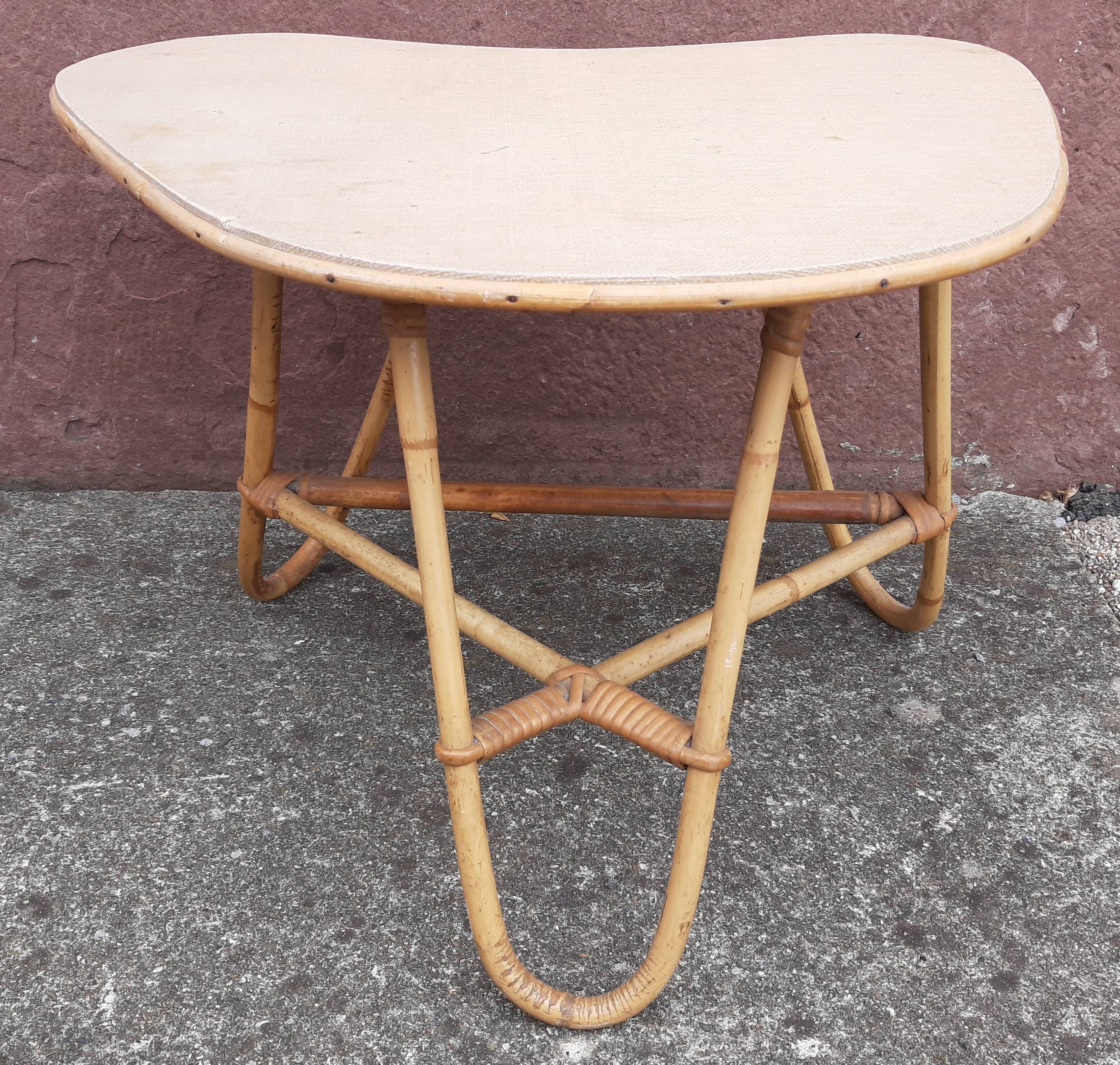 Coffee table, side table, pedestal table or end table in bamboo.