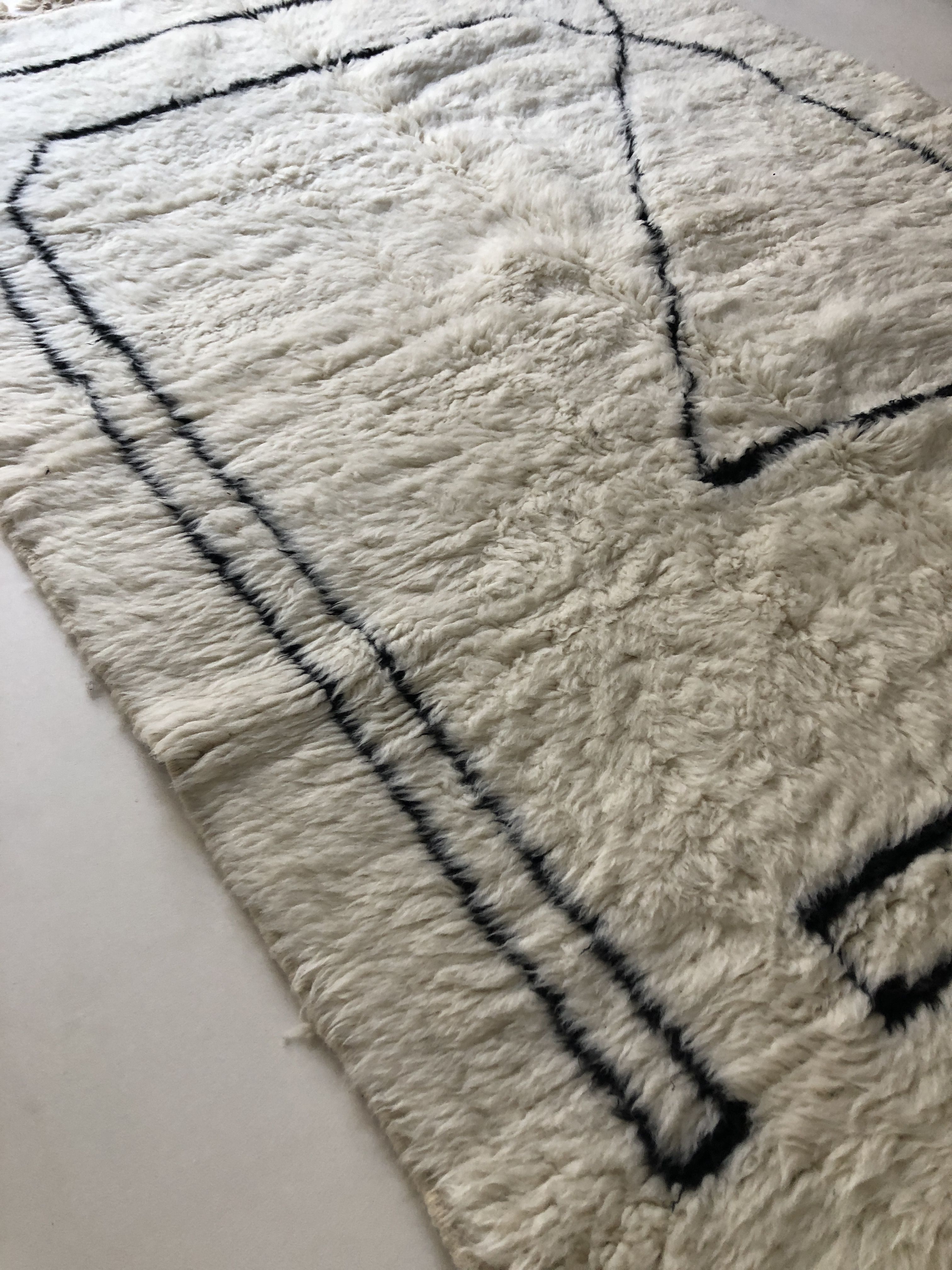 Moroccan Berber carpet Beni Ouarain with black graphic patterns 2.4x1.58m