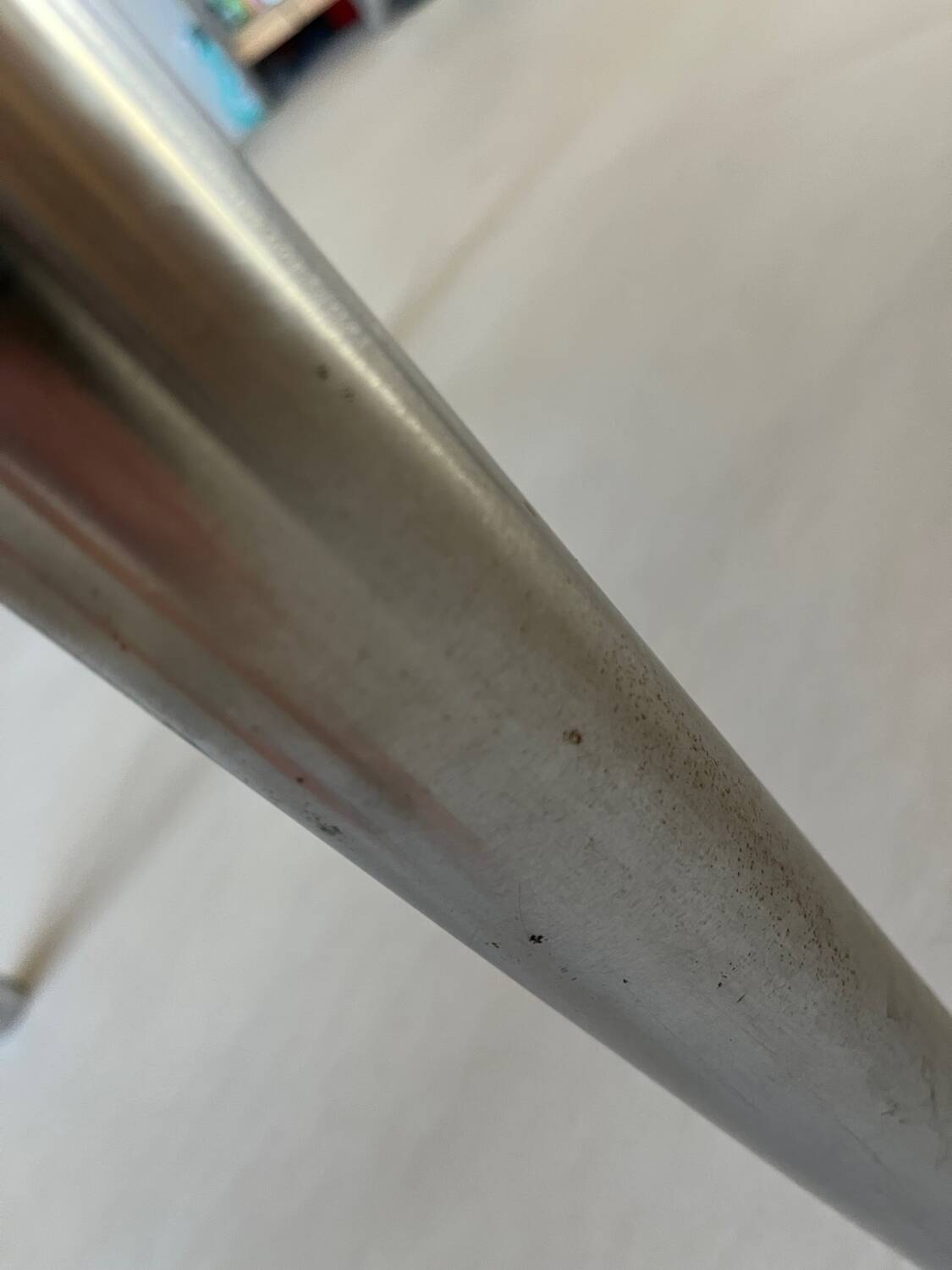 Table ronde extensible en formica, années 70
