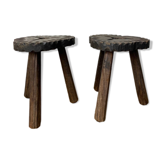 Tabourets tripodes en bois