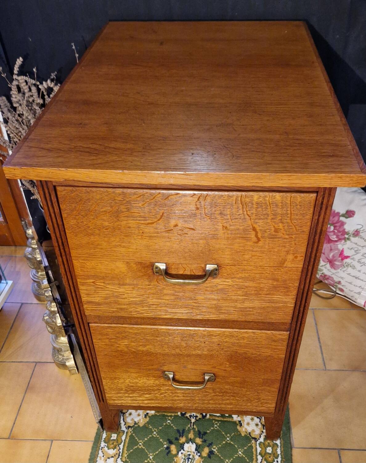 Architect's cabinet with 2 drawers