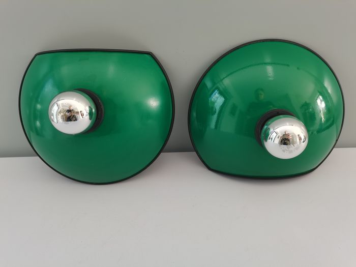 Pair of Italian design wall lamps T. Cimini for Lumina - "Emi"