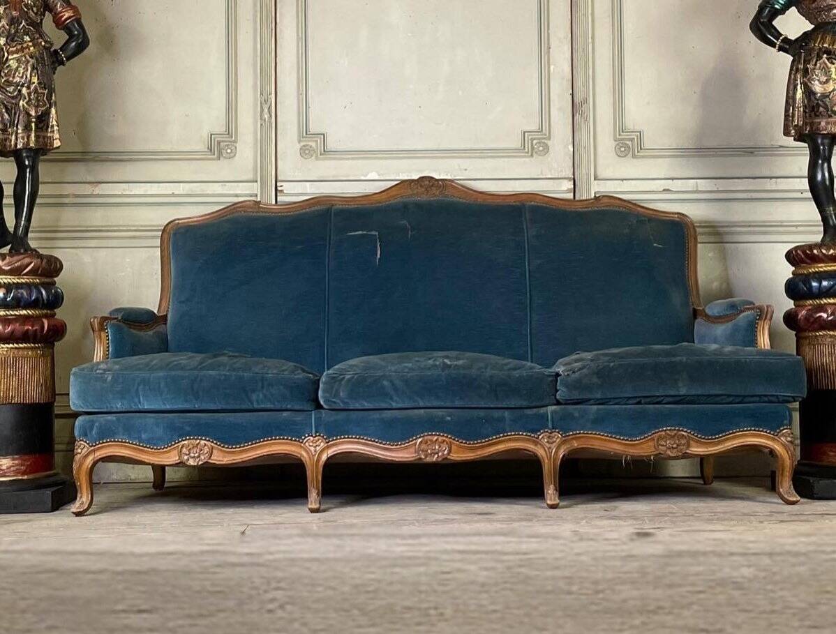 Louis XV style carved wooden bench, around 1900